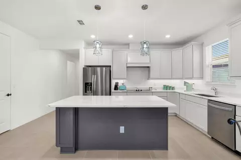 Kitchen - 127 Shell Creek Ct, Saint Augustine, FL 32086 photo 5 of 5