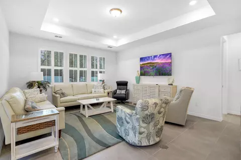 Living - 127 Shell Creek Ct, Saint Augustine, FL 32086 photo 2 of 3