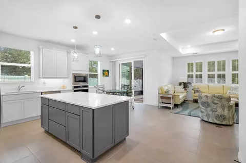 Kitchen - 127 Shell Creek Ct, Saint Augustine, FL 32086 photo 4 of 5