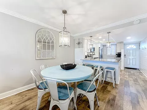 Dining - 4 Ocean Trace Rd #213, Saint Augustine, FL 32080 photo 2 of 3