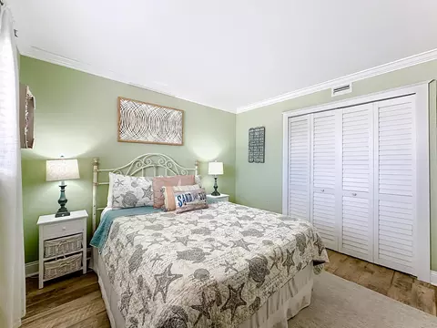 Bedroom - 4 Ocean Trace Rd #213, Saint Augustine, FL 32080 photo 5 of 9