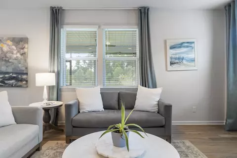 Living - 91 Pepperpike Way, Saint Augustine, FL 32092 photo 5 of 7