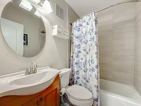 Bath - 5930 A1a S UNIT 9E, Saint Augustine, FL 32080 photo 2 of 2