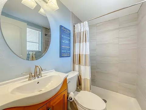Bath - 5930 A1a S UNIT 9E, Saint Augustine, FL 32080 photo 1 of 2