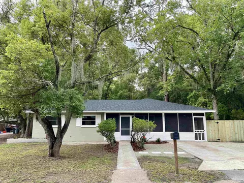 1715 NE 6th Pl, Gainesville, FL 32641