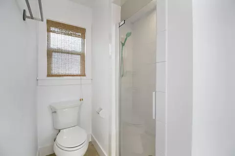 Bath - 497 Pyrus St, Saint Augustine, FL 32080 photo 3 of 5