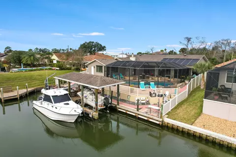 4 Calusa Ct, Palm Coast, FL 32137