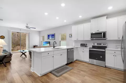 Kitchen - 1014 Morgans Treasure Rd, Saint Augustine, FL 32084 photo 4 of 4