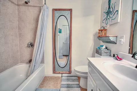 Bath - 292 N Twin Maple Rd, Saint Augustine, FL 32084 photo 5 of 5