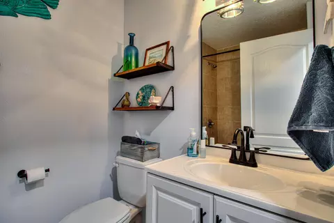 Bath - 292 N Twin Maple Rd, Saint Augustine, FL 32084 photo 2 of 5