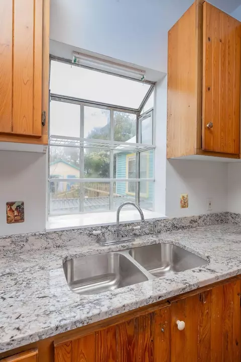 Kitchen - 11 Pine St, Saint Augustine, FL 32084 photo 3 of 4