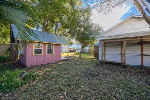 Exterior - 11 Pine St, Saint Augustine, FL 32084 photo 15 of 21