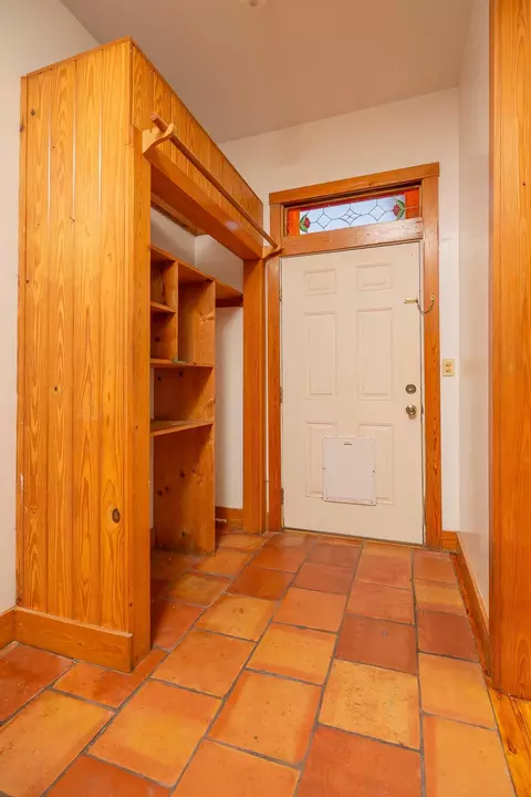 Entry Way - 11 Pine St, Saint Augustine, FL 32084 photo 1 of 2