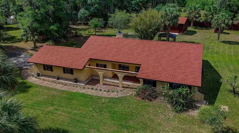 129 Divi Divi Dr, San Mateo, FL 32187