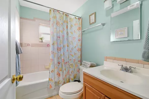 Bath - 4955 Medoras Ave, Saint Augustine, FL 32080 photo 3 of 3