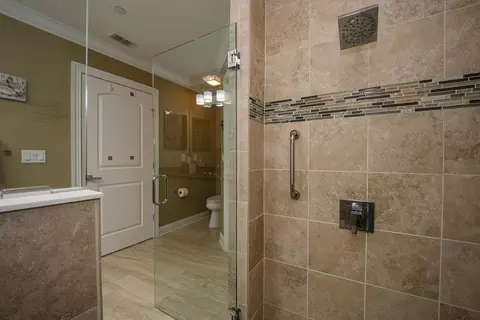 Bath - 68 Ocale Ct, Saint Augustine, FL 32084 photo 3 of 10