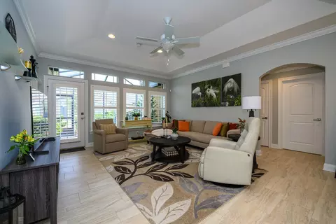 Living - 68 Ocale Ct, Saint Augustine, FL 32084 photo 1 of 2