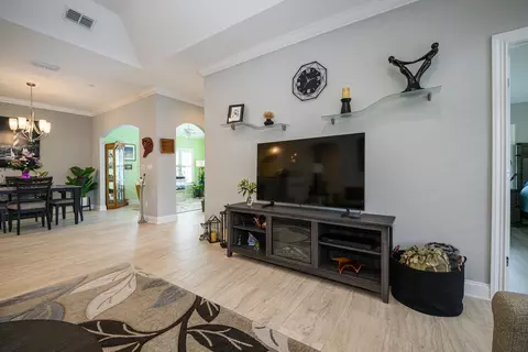 Entry Way - 68 Ocale Ct, Saint Augustine, FL 32084 photo 2 of 7