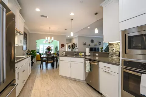 Kitchen - 68 Ocale Ct, Saint Augustine, FL 32084 photo 4 of 7