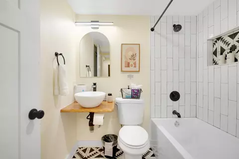 Bath - 2741 Usina St, Saint Augustine, FL 32084 photo 2 of 4