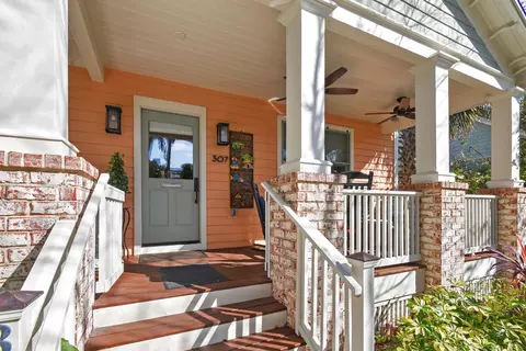 307 Saint George St, Saint Augustine, FL 32084 photo 3