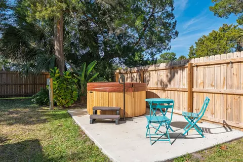 Exterior - 201 Kenan St, Saint Augustine, FL 32080 photo 6 of 16