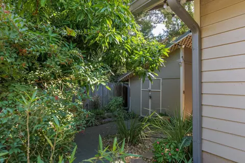 Exterior - 201 Kenan St, Saint Augustine, FL 32080 photo 9 of 16