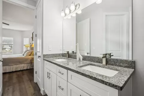 Bath - 121 Spoonbill Point Ct, Saint Augustine, FL 32080 photo 2 of 4
