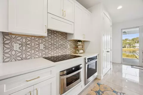 Kitchen - 121 Spoonbill Point Ct, Saint Augustine, FL 32080 photo 3 of 4