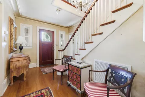 Entry Way - 124 Marine St, Saint Augustine, FL 32084 photo 2 of 2