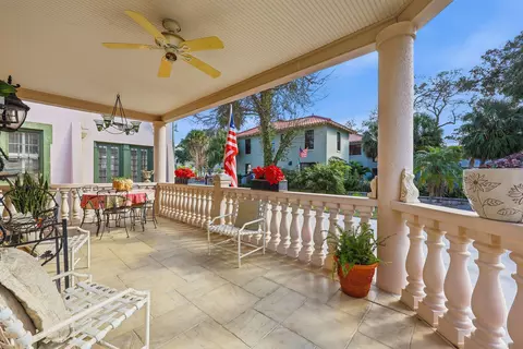 Exterior - 124 Marine St, Saint Augustine, FL 32084 photo 3 of 9