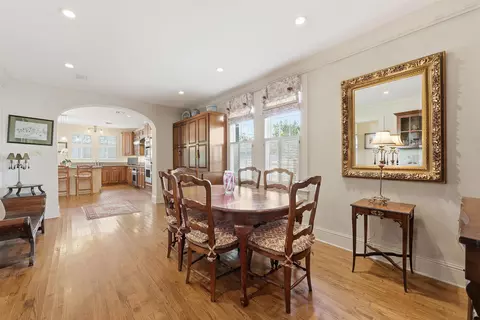 Dining - 124 Marine St, Saint Augustine, FL 32084 photo 3 of 4