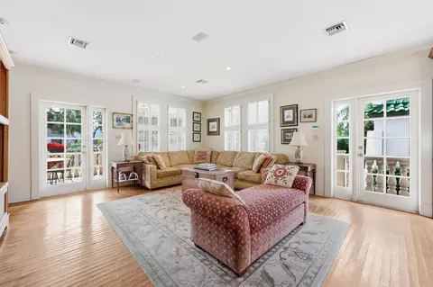 Living - 124 Marine St, Saint Augustine, FL 32084 photo 1 of 5