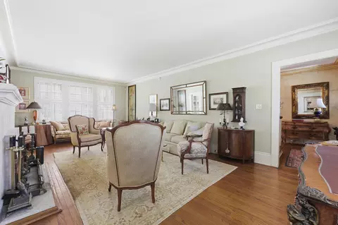 Living - 124 Marine St, Saint Augustine, FL 32084 photo 4 of 5
