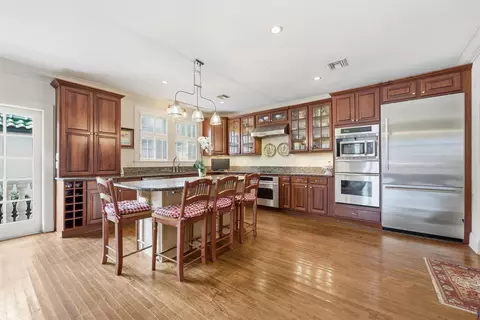 Kitchen - 124 Marine St, Saint Augustine, FL 32084 photo 2 of 4