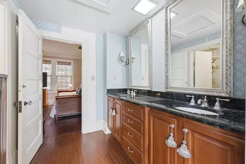 Bath - 124 Marine St, Saint Augustine, FL 32084 photo 3 of 3