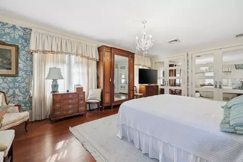 Bedroom - 124 Marine St, Saint Augustine, FL 32084 photo 1 of 3