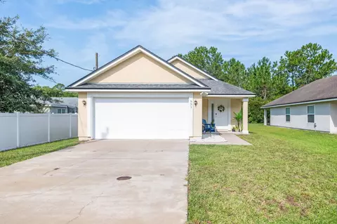 Exterior - 931 N Orange St, Saint Augustine, FL 32084 photo 2 of 6