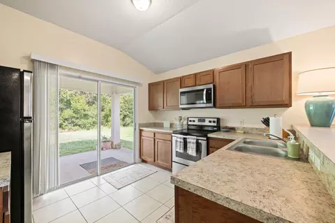 Kitchen - 931 N Orange St, Saint Augustine, FL 32084 photo 1 of 4