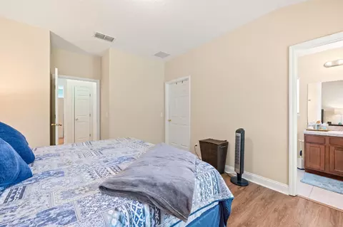 Bedroom - 931 N Orange St, Saint Augustine, FL 32084 photo 4 of 7