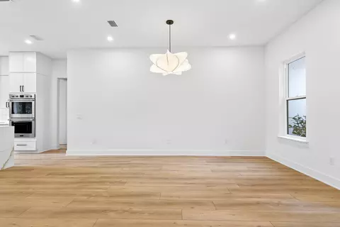 Living - 16 Baru Rd, Saint Augustine, FL 32080 photo 4 of 9