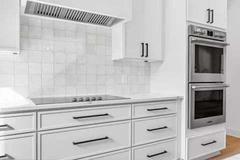Kitchen - 16 Baru Rd, Saint Augustine, FL 32080 photo 5 of 11