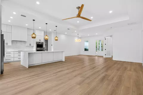 Living - 16 Baru Rd, Saint Augustine, FL 32080 photo 7 of 9