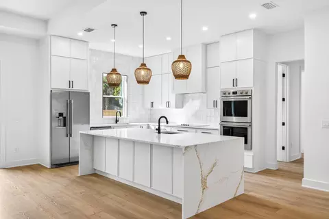 Kitchen - 16 Baru Rd, Saint Augustine, FL 32080 photo 2 of 11