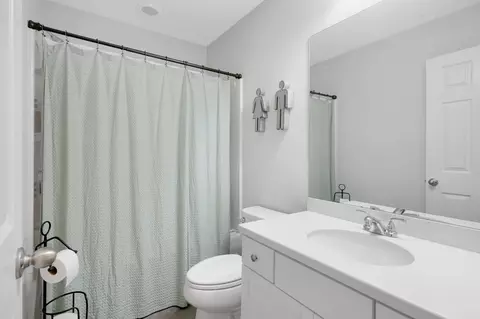 Bath - 124 Santorini Ct, Saint Augustine, FL 32086 photo 2 of 2