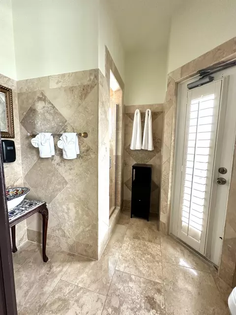 Bath - 7605 A1a S, Saint Augustine, FL 32080 photo 10 of 12