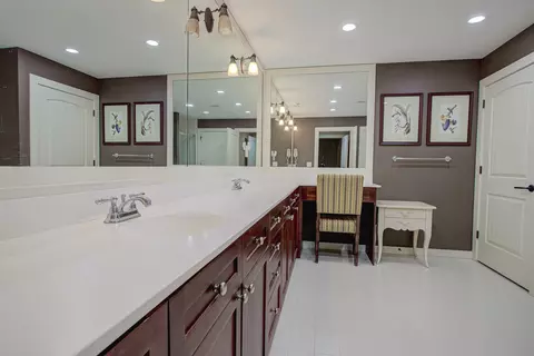 Bath - 945 Registry Blvd #209, Saint Augustine, FL 32092 photo 2 of 3