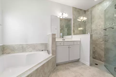 Bath - 295 Deerfield Meadows Cir, Saint Augustine, FL 32086 photo 2 of 5