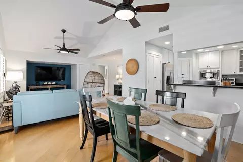 Dining - 66 Corunna St, Saint Augustine, FL 32084 photo 2 of 4