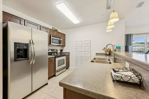 Kitchen - 2861 Golden Lake Loop, Saint Augustine, FL 32084 photo 6 of 6